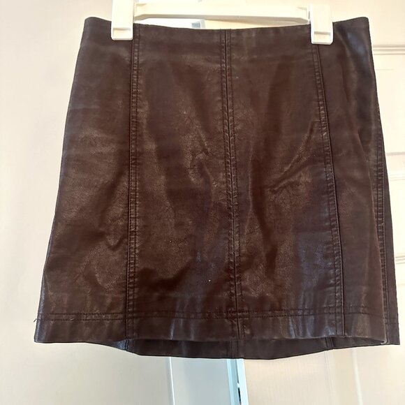 Free People Modern Femme Vegan Suede Mini Skirt in dark brown - Picture 3 of 4